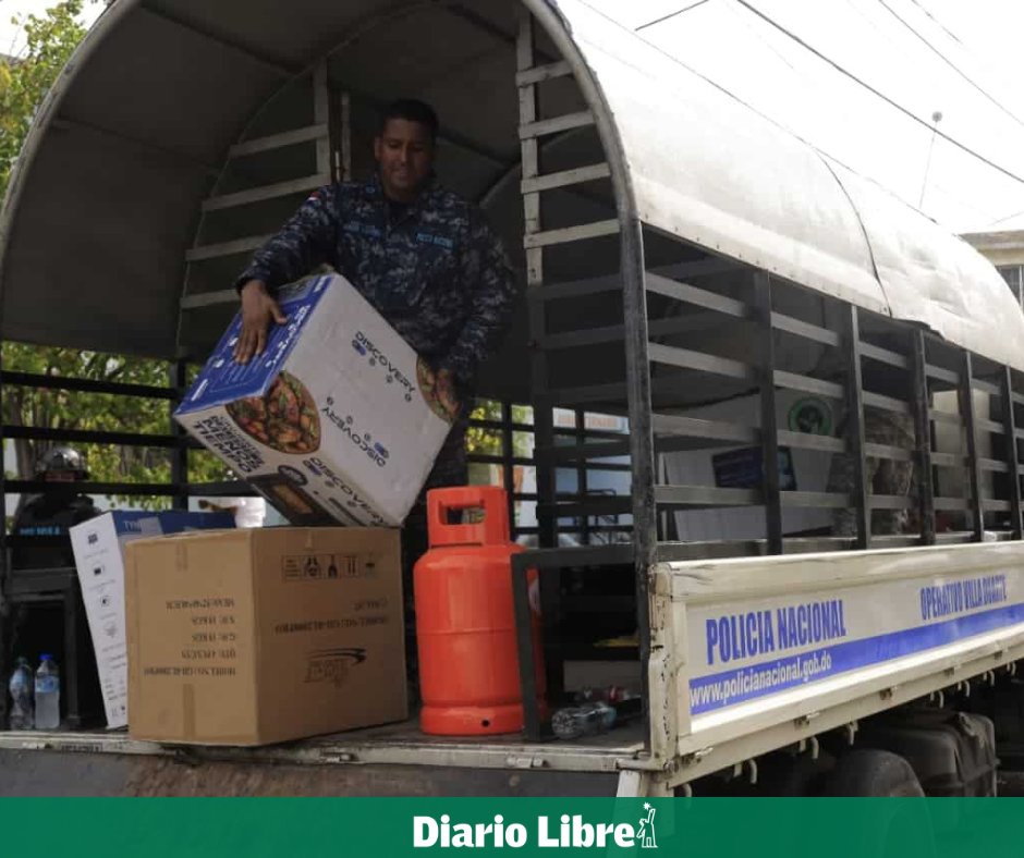 DiarioLibre's tweet photo. 📰 |#ActualidadDL| ¿Qué convierte una tragedia en una oportunidad para robar?
Te lo contamos 🔗 https://t.co/caT3rrhIbv
#DiarioLibre #LyR #Incendio #Robo https://t.co/NznzaoDgy6