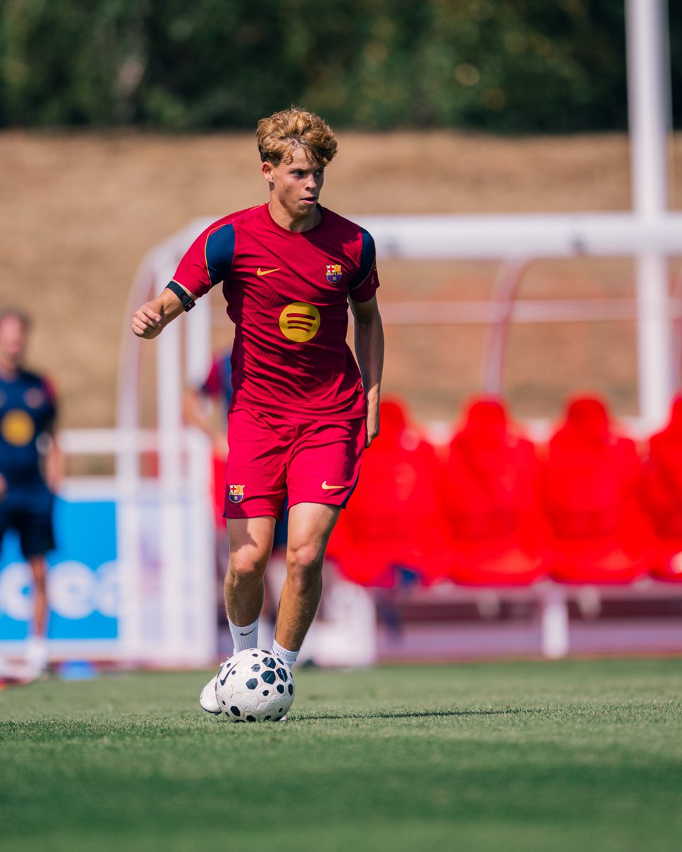 FCBarcelona_es's tweet photo. Orian Goren, talento puro 💫 https://t.co/sYRTbqYnLh