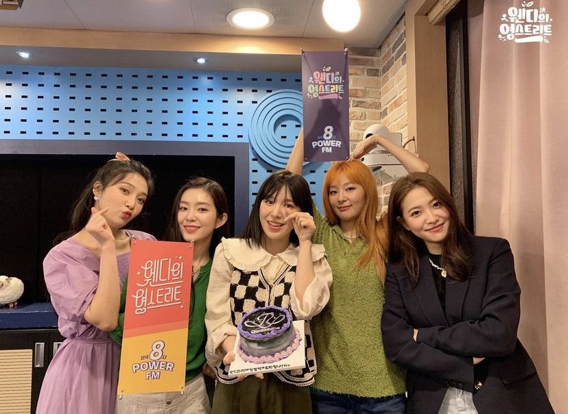 revevante's tweet photo. red velvet at wendy's youngstreet over the years

2026
2022
2021 https://t.co/9dNQy7Ygeq