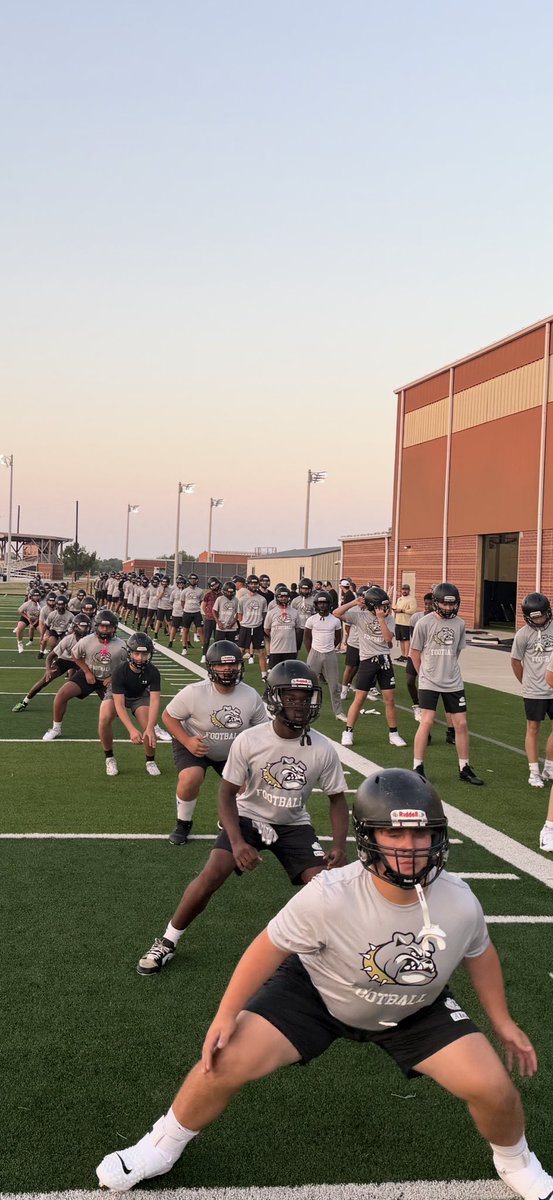 CoachColvin7's tweet photo. Best time of the year!  Great start with our 2030 class! This group is STACKED! 

⚓️ https://t.co/2wxCC1lqaj