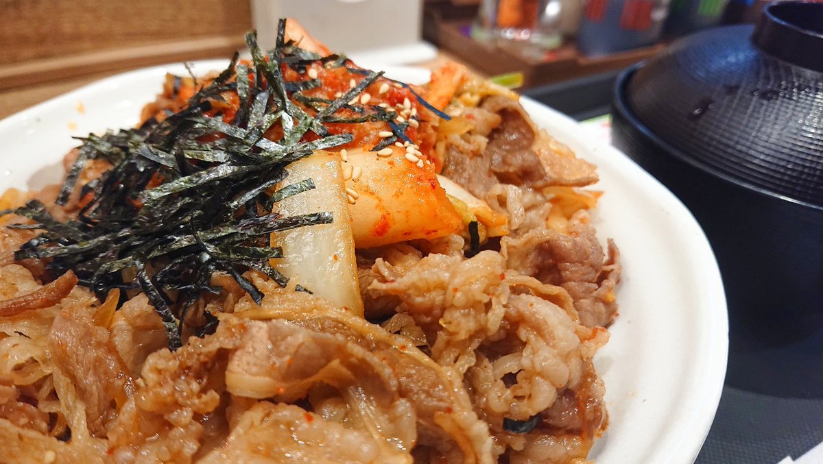 SixNineLove's tweet photo. 晩飯、いつもの。
一週間の始まり、気合い入れていこうぜ。 https://t.co/NtSf6IXrZt