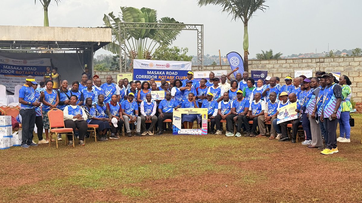 MasakaRoadCC's tweet photo. 🎗️ One Corridor. One Vision. One Impact.

Today, the Masaka Road Corridor Rotary and Rotaract Clubs united to raise awareness and mobilize support in the fight against cancer during the Cancer Run 2026 Activation hosted by the Rotary Club of Kitebi.

Together, we stand with one message: Early detection saves lives. Together, we can beat cancer.