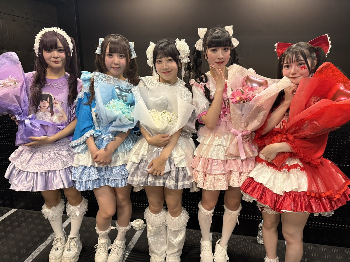 tomoya_urr's tweet photo. もうこれから1年間か〜上京して1番オタクしてた気がする https://t.co/mrXnjg4R6p