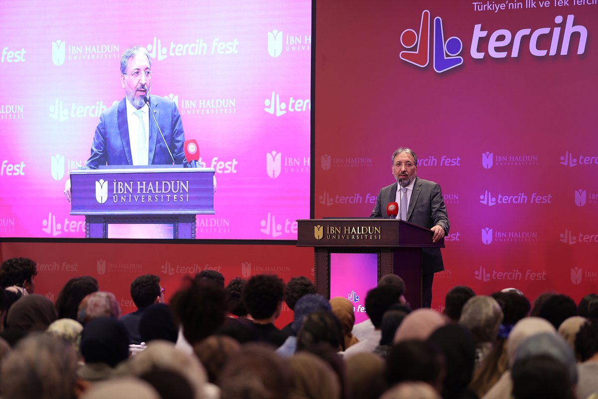diyanetbasin's tweet photo. Diyanet İşleri Başkanı Prof. Dr. Safi Arpaguş, İstanbul’da İbn Haldun Üniversitesi (İHÜ) tarafından bu yıl dokuzuncusu düzenlenen üniversite tercih festivali TercihFest 26’ya katıldı.

https://t.co/fbaZhZhEkV https://t.co/wUZsN8vybY