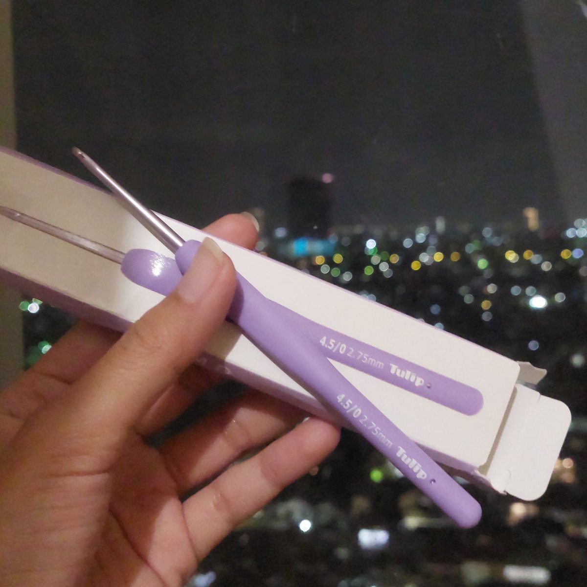 zvppa's tweet photo. Beli ini buat bunda. Mungkin ngga seberapa dibandingkan semua hakpen, entah no merk ataupun tulip gold kesayangannya untuk aku pakai🥹
Semoga bunda sukaa❤️ https://t.co/0AZyFYkYC1