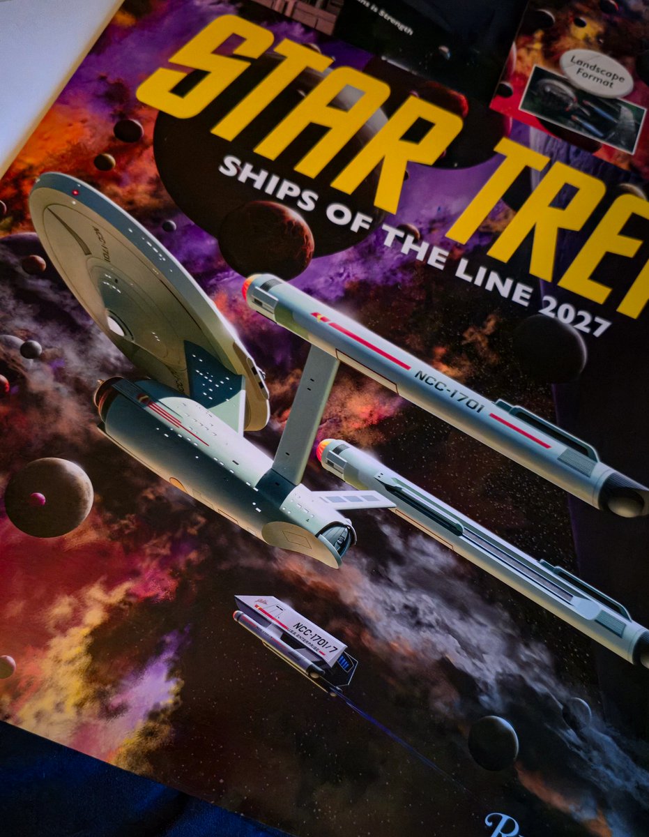 VinculumMediaCG's tweet photo. The Star Trek Ships of the Line 2027 calendar drops later this month. December's art is by yours truly. #StarTrek #StarTrekShipsoftheLine #Enterprise https://t.co/2iwfFQHMDL