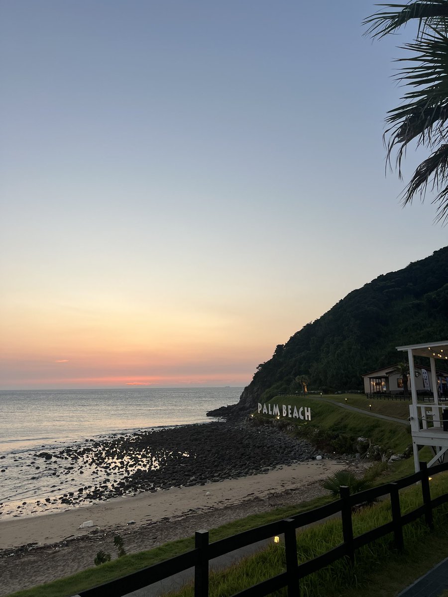 kuua3's tweet photo. 最近本当に仲良くしてくれて助かってます😭
糸島はとてもいい所で
この淀んだ心はとても綺麗になります。
是非観光の際は糸島に✨ https://t.co/sU4h3VESqI