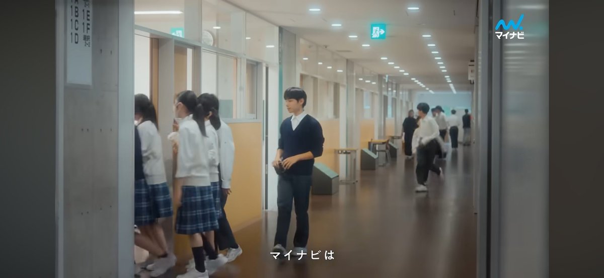 kento00t's tweet photo. マイナビのキャリア教育支援CM 
凄い立正付属っぽいな
制服や教室の感じ…
https://t.co/EWioyrbPWX https://t.co/TVG4yxllLK