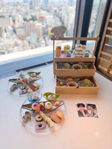 RYO_MOEET's tweet photo. #사랑둥이_치치야_생일축하해료
#PuppyRyoDay
#シズニの星かがやくリョウちゃん

大好きな遼、19歳のお誕生日おめでとう💛 https://t.co/fr64wEYCNW