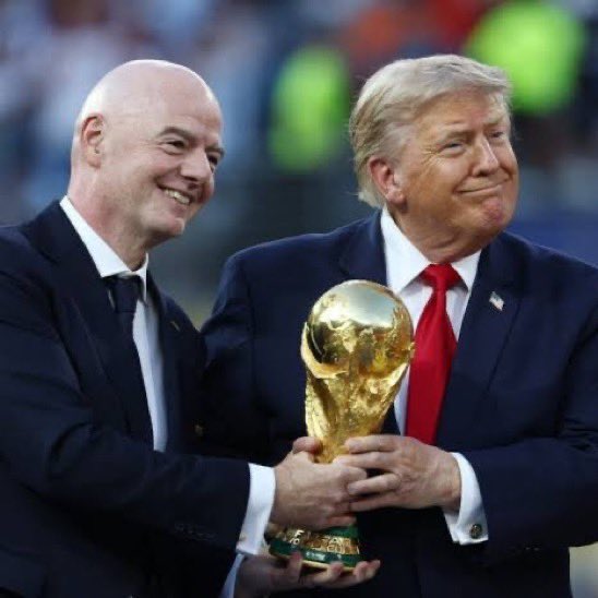 90minutebreak's tweet photo. 🚨 BREAKING: Gianni Infantino is BEGGING the Trump Administration to SAVE HIS JOB.

He has REPEATEDLY tried to call Donald Trump, but he is NOT answering his phone calls. @nytimes https://t.co/IlqR67vdc2