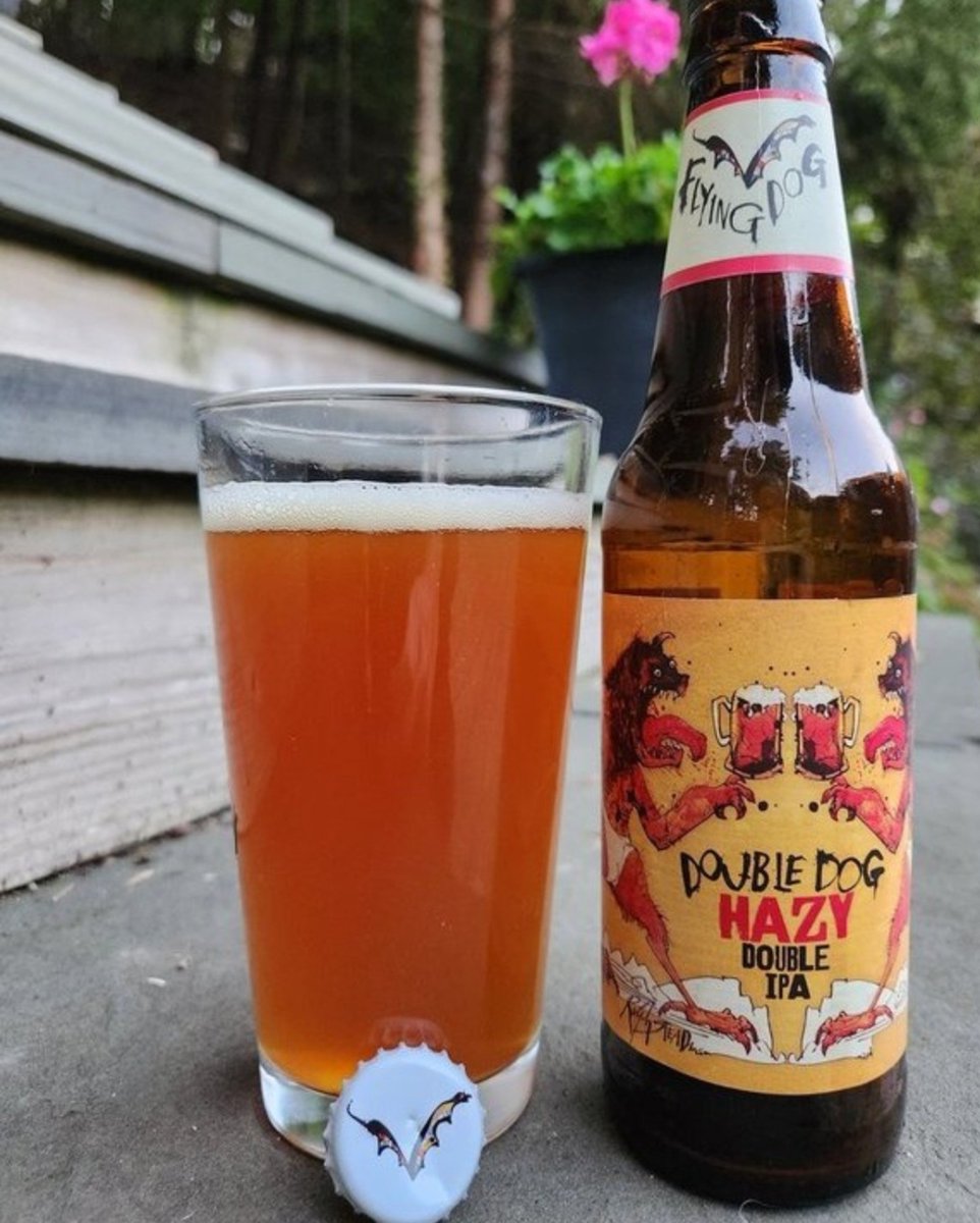beergoals50's tweet photo. 19 of 50 #MarylandBeers #BeerGoals 🍺😍
Double Dog Hazy Double IPA by @FlyingDog Brewing of Frederick, Maryland at an excellent 12%ABV is a malty, mouth tingling caramelly booze blast that tastes more like a red with a citrusy kick. Cheers for #MarylandBeer! #Beer #CraftBeer https://t.co/ik8nO7V4qt