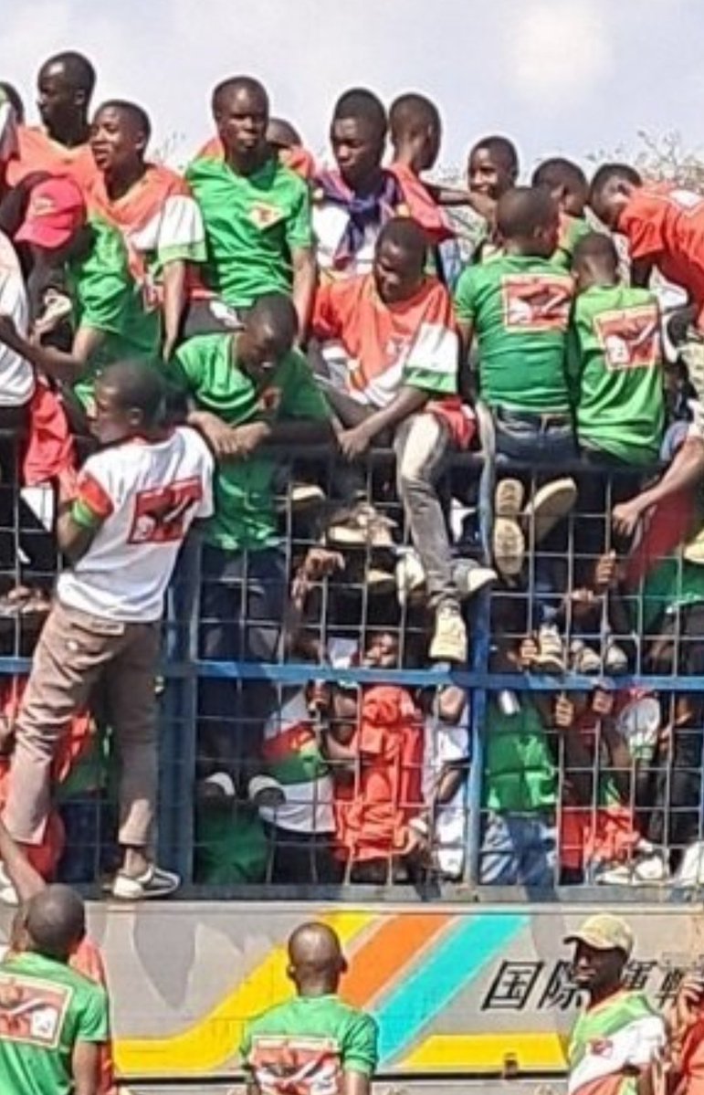 GregLeGrecq's tweet photo. Aba Patriotes                             Umutabazi https://t.co/4iBg0RId7j