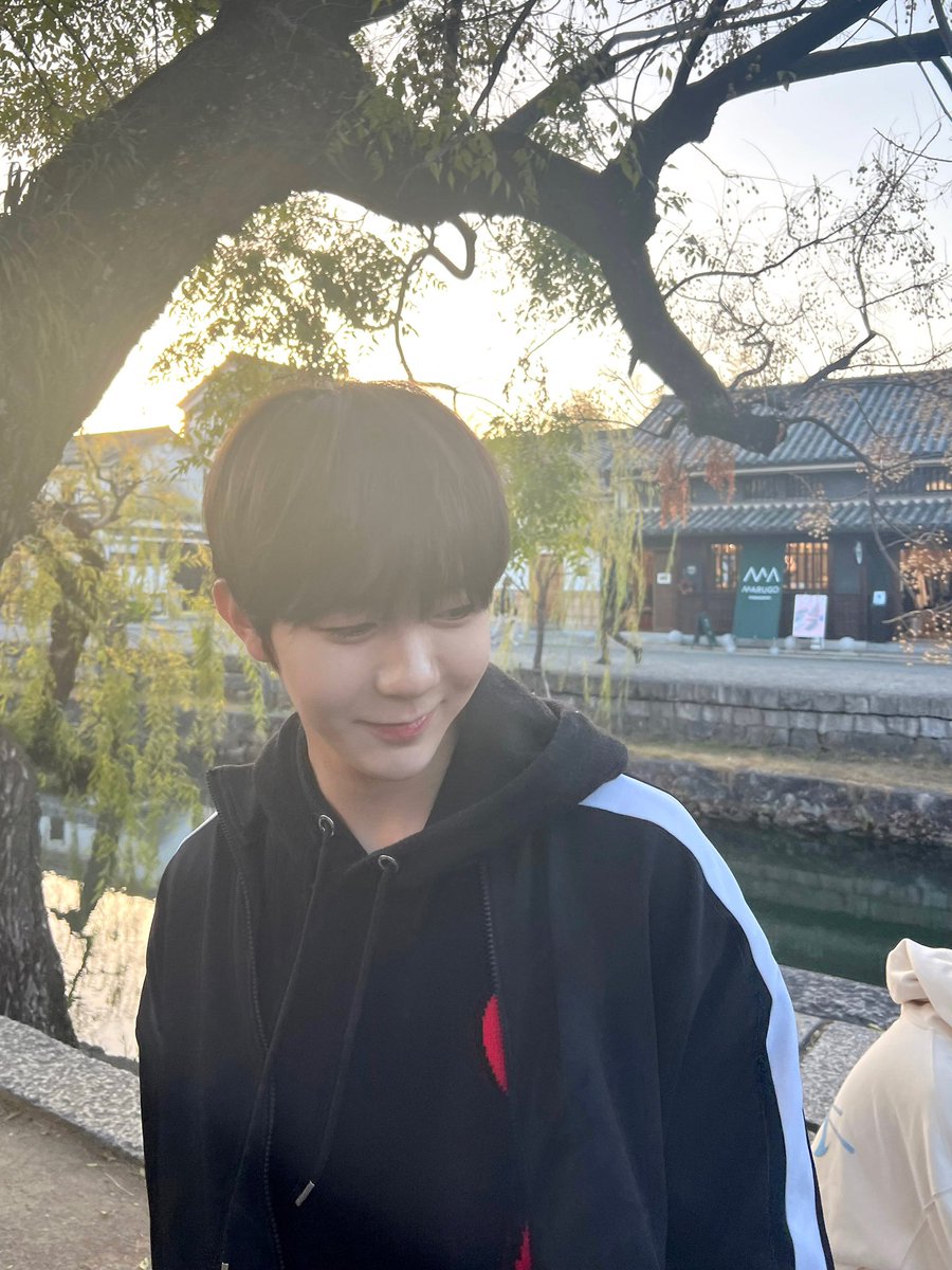 shikulllll's tweet photo. 시온이랑 리쿠가 료를 얼마나 애기로 보는건지 아님 료가 진짜 애기인건지 감도안옴 https://t.co/pI743hROLj