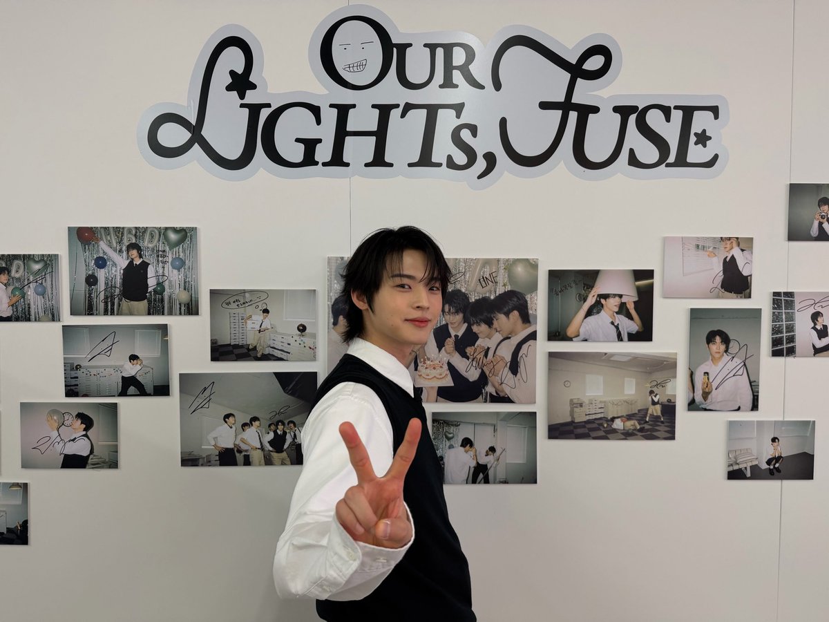 onf_feed's tweet photo. #효진 #HYOJIN fromm channel Update [2/3]

@ONF_members #온앤오프 #ONF https://t.co/uEbwSp8xaa