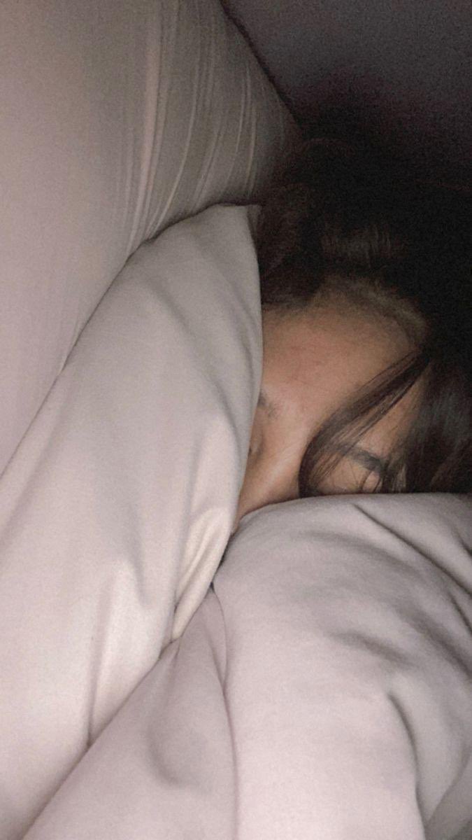 emmaj7149's tweet photo. I’ve been carrying more than most people know, and right now I’m struggling and trying to stay strong 💔🙏 https://t.co/hpiQWkdv9o