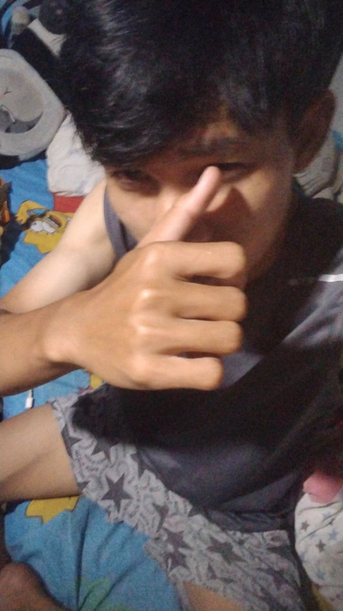 xerenmh97's tweet photo. ดึกแล้วก็เงาะเนี่ยน #เงี่ยน #แลกควย #เงี่ยนควยน้ำแตก #คอลเสียว https://t.co/Ow83tCTg5q