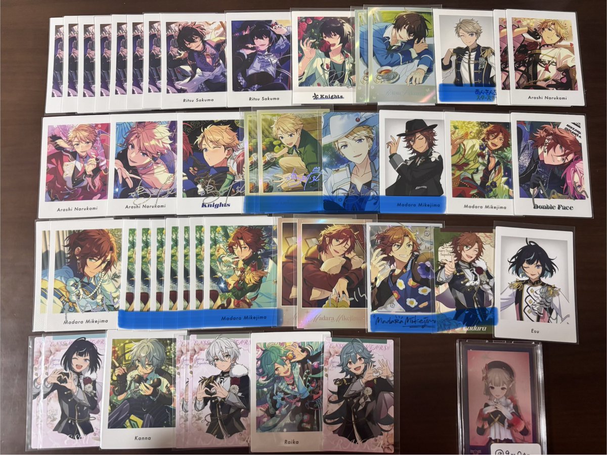 9m0to's tweet photo. あんスタ 交換/譲渡
ぱしゃっつ ぱしゃこれ

譲✿夏目 つむぎ 宙 司 泉 レオ 凛月 嵐 斑 エス カンナ ライカ https://t.co/gw9csMX0hP