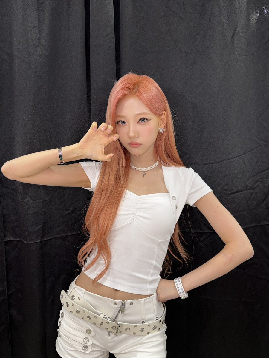 krvimstella's tweet photo. Standing by for a lil while, playing with my hair while everything around me faded into the background. The all-white fit, peachy hair, and soft glam pulled the whole vibe together, making the moment feel clean, dreamy, and lowkey effortless. https://t.co/5v6Ae71hpK
