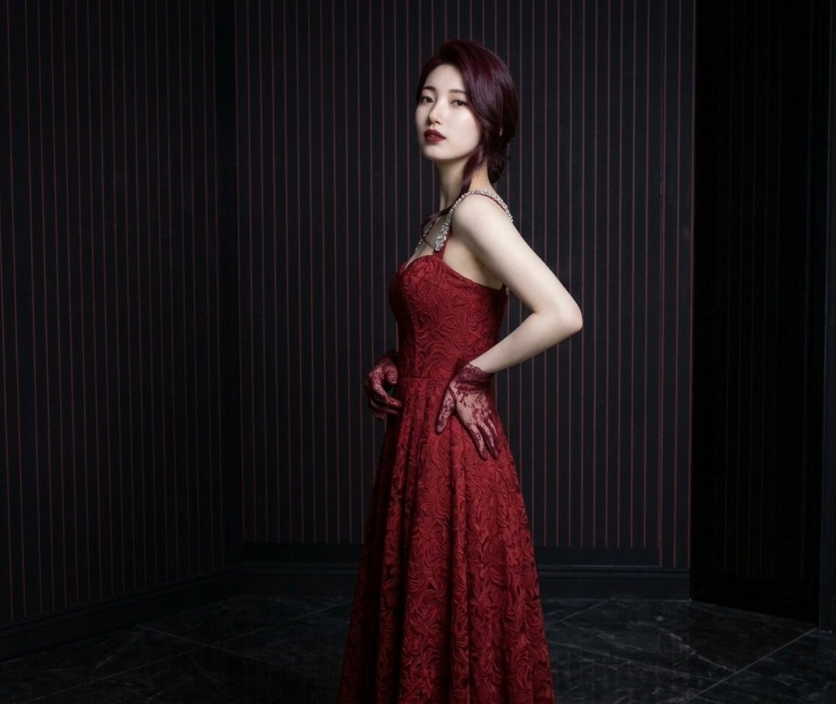 kratikasengar45's tweet photo. The actress and idol and icon #Suzy with a beautiful photoshoot ♥️
#baesuzy #sueweeties #kpop #kdrama #soop #managementsoop #baesuji #suji #MenOfTheHarem #netflix #netflixkorea #Celine #celine_paris #CelineXSuzy #anua #bts #twice #jyp #blackpink #tsubaki #guess #nationfirstlove https://t.co/GAGxB6VjMi