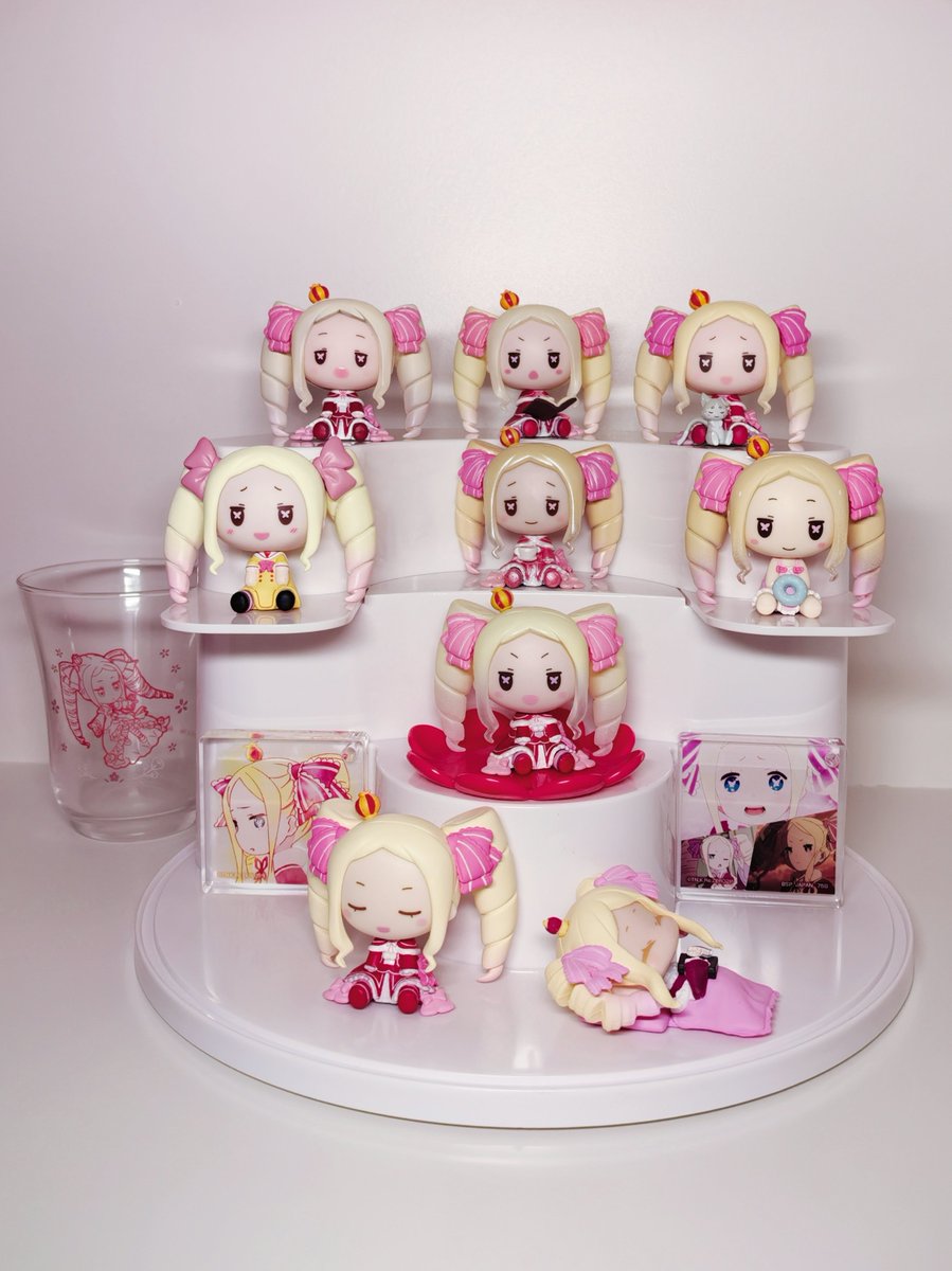 Loesuuu's tweet photo. caaake https://t.co/Lz5H5enPPE
