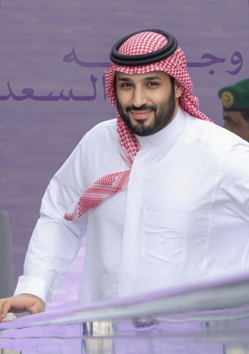 HRHMBNSALMAAN's tweet photo. يركز سمو ولي العهد على رفع كفاءة الإنفاق الحكومي، وتحسين الأداء، وتعزيز الحوكمة، بما يضمن أفضل استفادة من الموارد الوطنية.
#ولي_العهد https://t.co/Nq2DYUaPsX