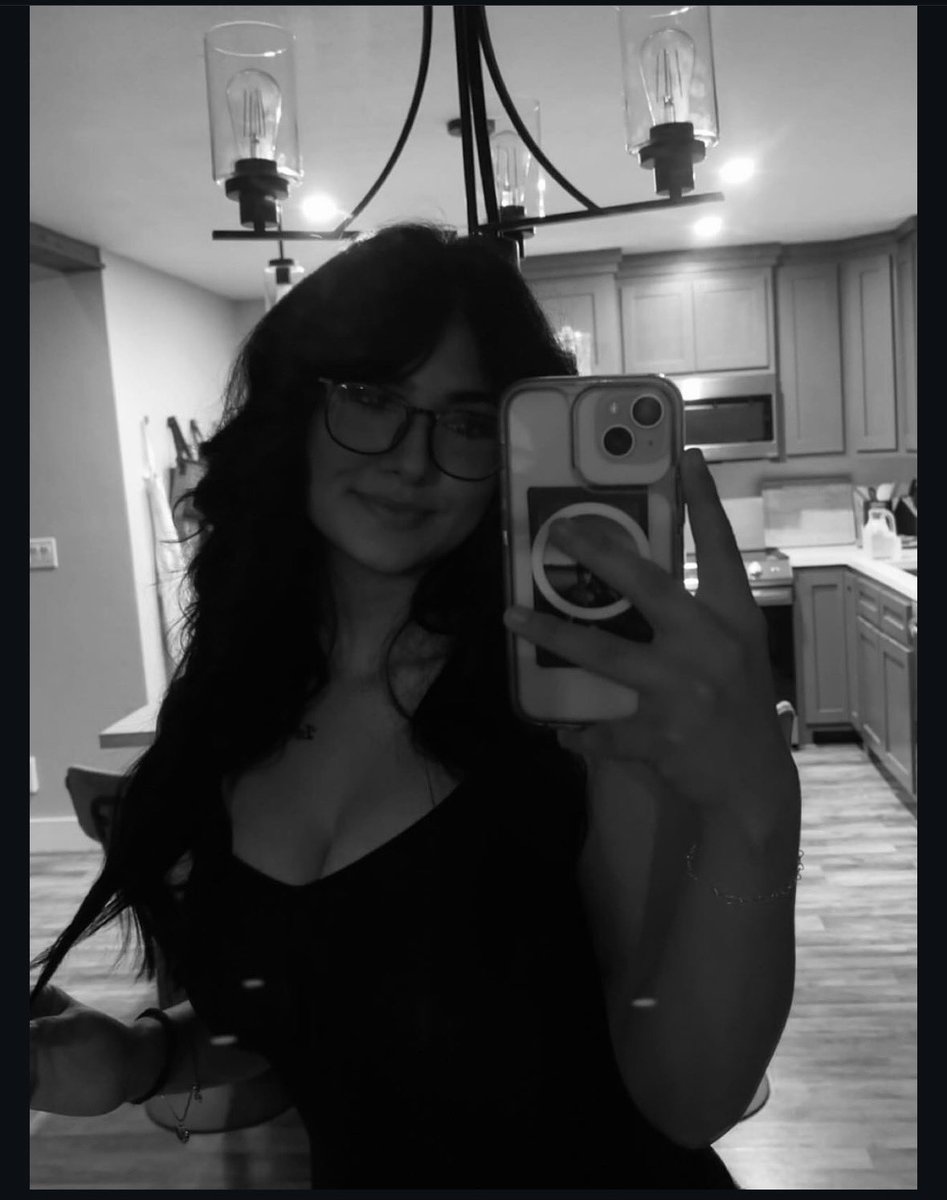 Anarim22's tweet photo. Dm me to have fun with my irl class mates. Be as nasty and evil as possible. If you really get in to it I’ll send you their instas so you can have even more fun. No limits!! https://t.co/wk1fdKPem5