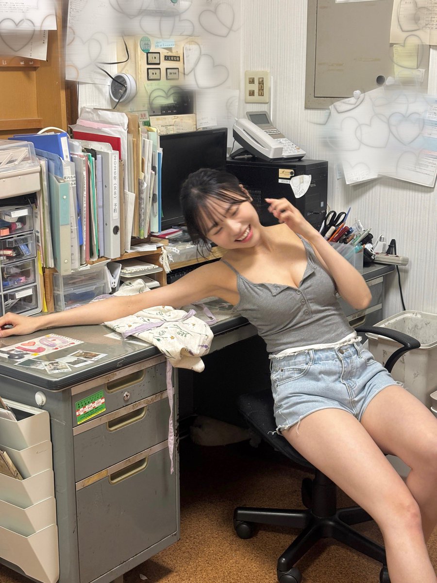 uug2_kajishima's tweet photo. お仕事たまにはおサボり　#週プレ https://t.co/Vn7ukBuTrN