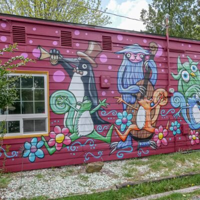 terrishea's tweet photo. @rishijaguar @gmoult Henry has a whimsical style. If you don’t like it, you should keep quiet or study his art to understand it better. The native populations love it. https://t.co/xLO65Y7XKQ
