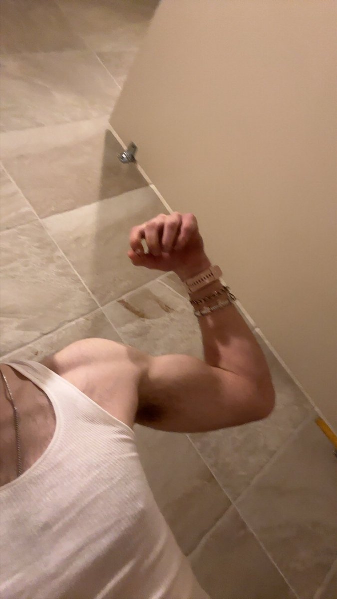 Joblowbigcock's tweet photo. Who wants to lick, stretch and dp my tight tightttt hole 😇

Show me your big boy cock in the comments 😍 https://t.co/NB70tcGP92
