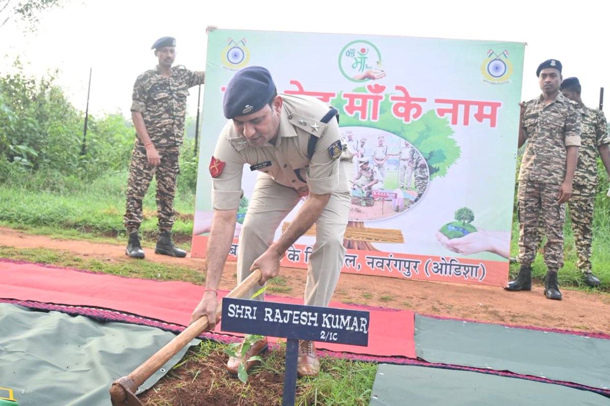 12Crpf's tweet photo. A mass level plantation drive has been organized by the 12 Bn CRPF at the unit HQ Nabarangpur in the honourable presence of Sh. Rajesh Kumar, 2-I/C 12 Bn CRPF. Few glimpses are attached below
@crpfindia @OdishaSector @gccrpfsbp https://t.co/dSDG0yekYR