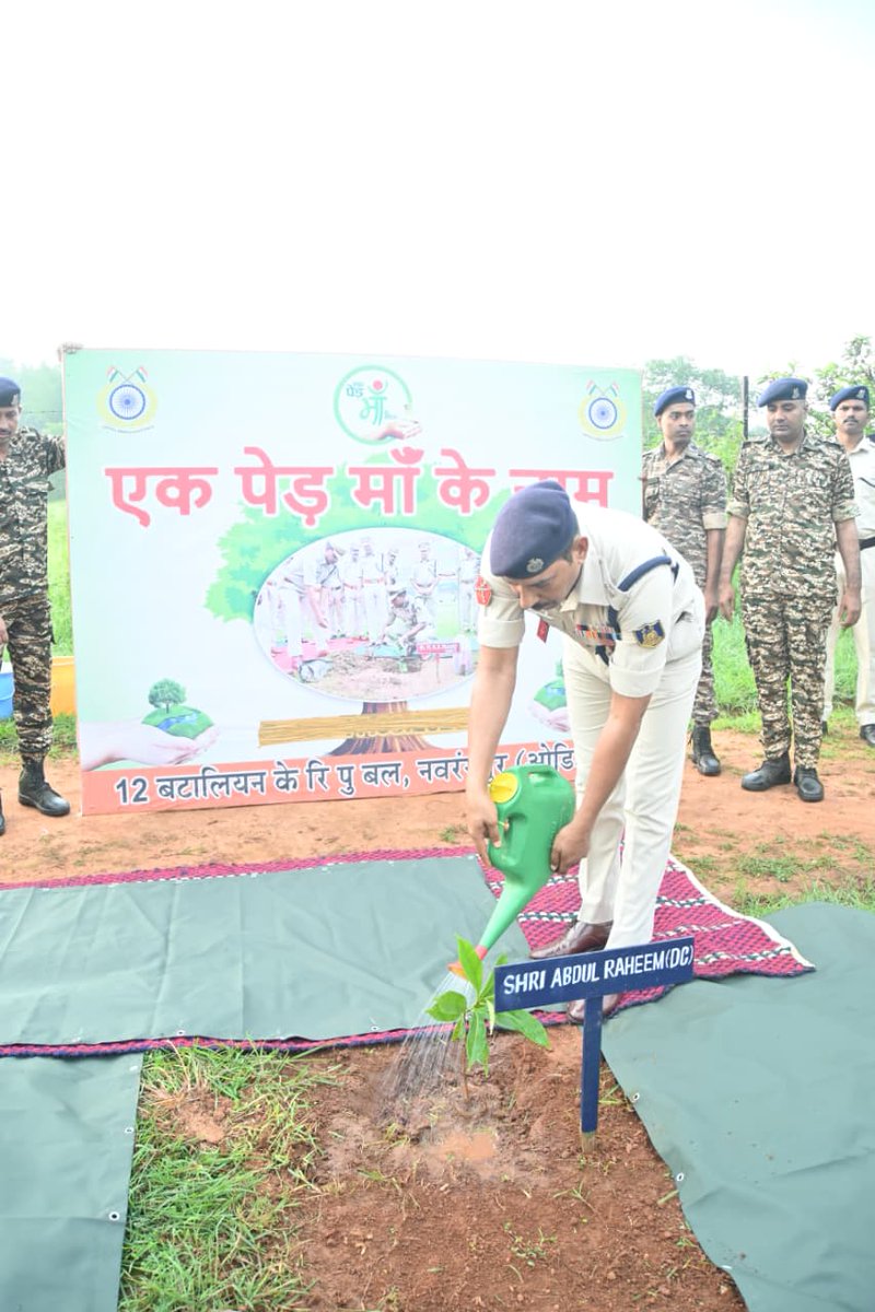 12Crpf's tweet photo. A mass level plantation drive has been organized by the 12 Bn CRPF at the unit HQ Nabarangpur in the honourable presence of Sh. Rajesh Kumar, 2-I/C 12 Bn CRPF. Few glimpses are attached below
@crpfindia @OdishaSector @gccrpfsbp https://t.co/dSDG0yekYR