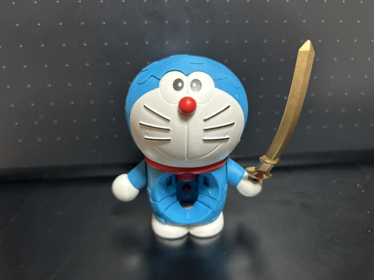 soraaaa_0509's tweet photo. お腹を剥ぎ取られたドラえもん😢 https://t.co/EMii0OIdRz