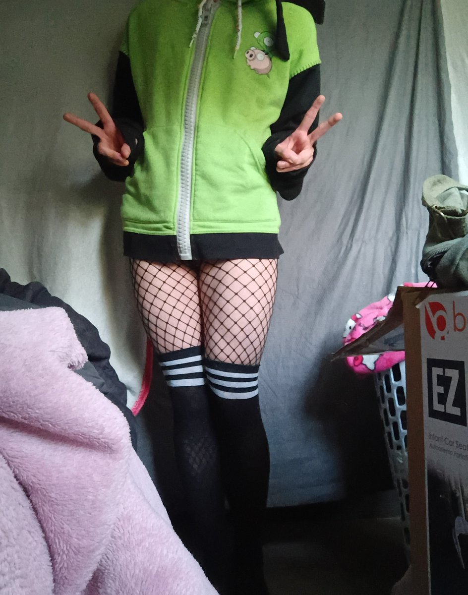 MothieBoy's tweet photo. MORNINNNN EVERYONE!!!!!!! >w<
#nsfwtwtًً  #puppyboy #femboy #femboytwt
(Reup cause i forgot tags .w.) https://t.co/QWkwD1gZhf
