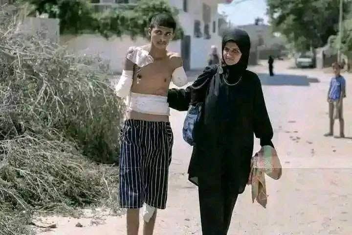 Abuyousef's tweet photo. If people turn away from Gaza or grow weary of hearing about it, don't abandon it—even if you stand alone. Gaza needs our voices now more than ever. ✌️❤️

Free Palestine. 🇵🇸 https://t.co/28xL0rA9iK