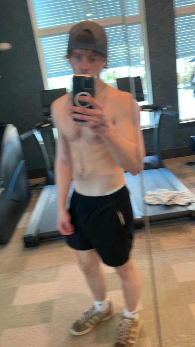carterpitches's tweet photo. Black shorts on feeling flirty 🔥 https://t.co/IxRiTe7UBb