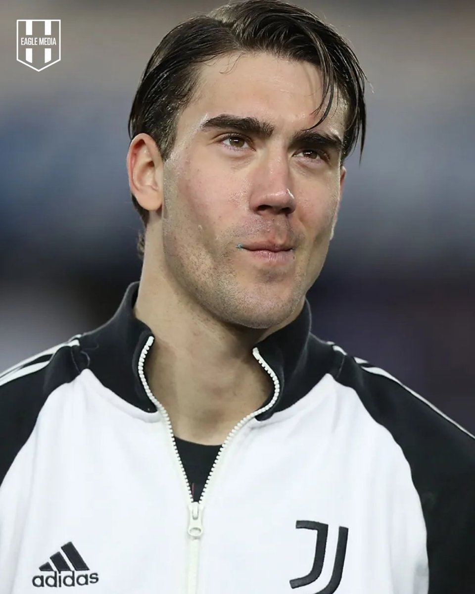 Eaglemedia__'s tweet photo. Serdal Adalı, Vlahovic'e: "Sen Beşiktaş'a gelmek istersen biz senin tüm mali şartlarını kabul ediyoruz" dedi. 

Vlahovic, 10 Ağustos sonrasında Beşiktaş'ın teklifine cevap verecek.

(A Spor) https://t.co/kLSa5R88CM