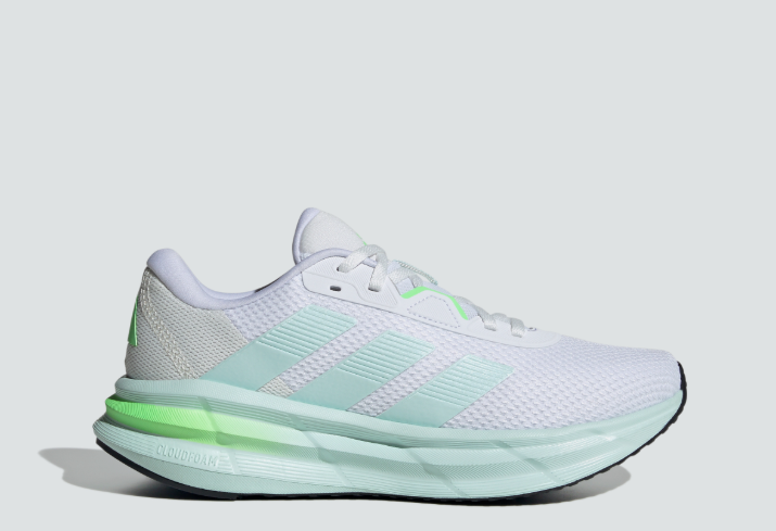 _jidong3's tweet photo. Women’s Adidas shoes at prices that slap 💸 Style + comfort + crazy savings. What’s not to love?
Perfect for everyday, workouts, or just looking fire 📷
DM to order yours 📷

Price: 59,000 naira plus shipping https://t.co/zzQRavTjfm