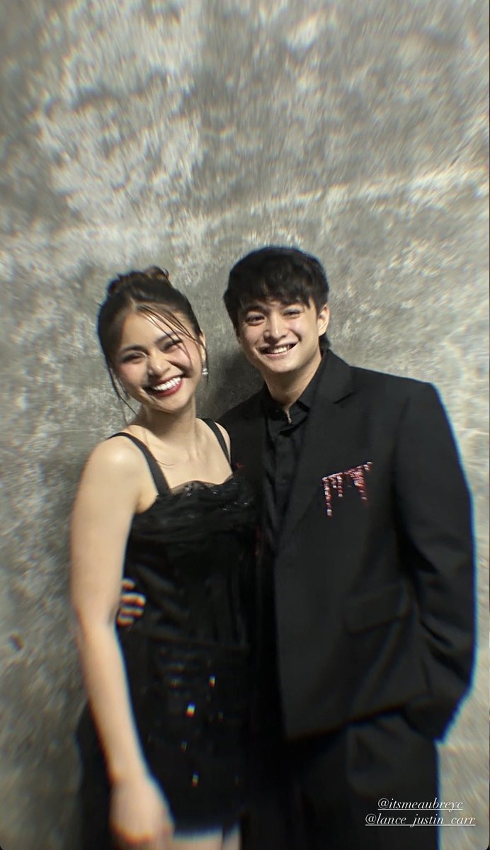 heartbreqks's tweet photo. happy 🫂

📸 ate mavs https://t.co/MzSi1CZSBc