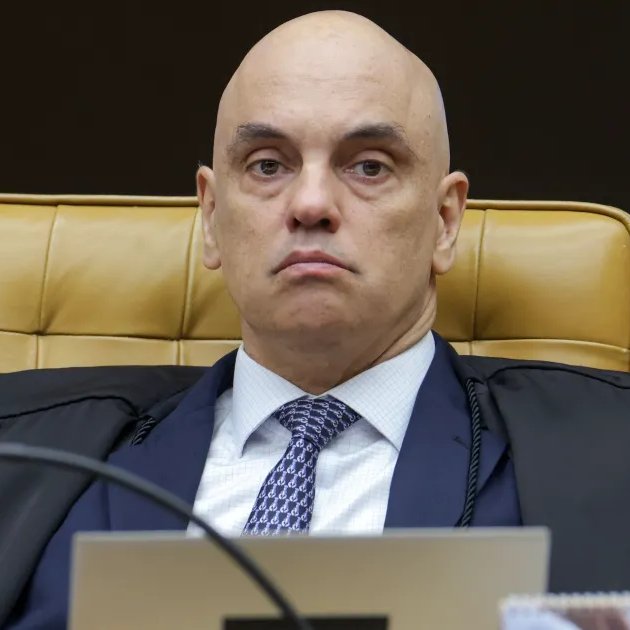 meioindep's tweet photo. 🚨AGORA: Justiça rejeita ação de família de Moraes contra Alessandro Vieira por fala sobre PCC

Vieira afirmou haver "circulação de recursos" entre o PCC e "familiares dos ministros Dias Toffoli e Alexandre de Moraes". https://t.co/Cjzpz44GWO