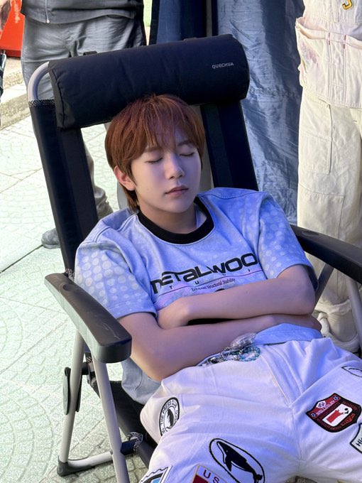 nbzwaz's tweet photo. 료둥이 사진 넘 넘 커엽다 ㅜ 추카혀요 🩷🩷🫪 https://t.co/yjoIvNmW2R