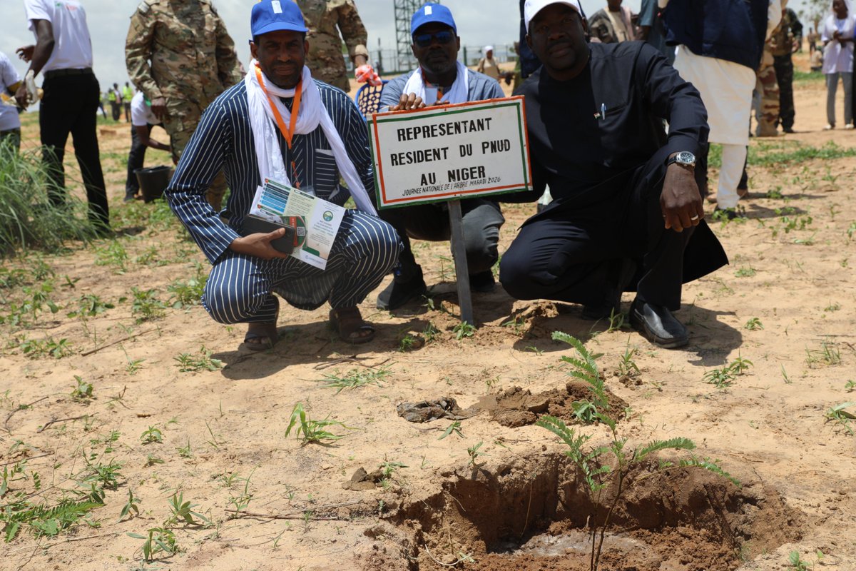 PnudNiger's tweet photo. Honoré de participer à la Journée nationale l'arbre 2026 à #Maradi, à l'invitation des autorités &amp; sous le haut patronage de S.E. le Président de la République. Le @PNUDNiger réitère son appui aux efforts de dévelpmt, de résilience &amp; de prospérité au bénéfice des populations 🇳🇪 https://t.co/JRy1ZTN2Wo