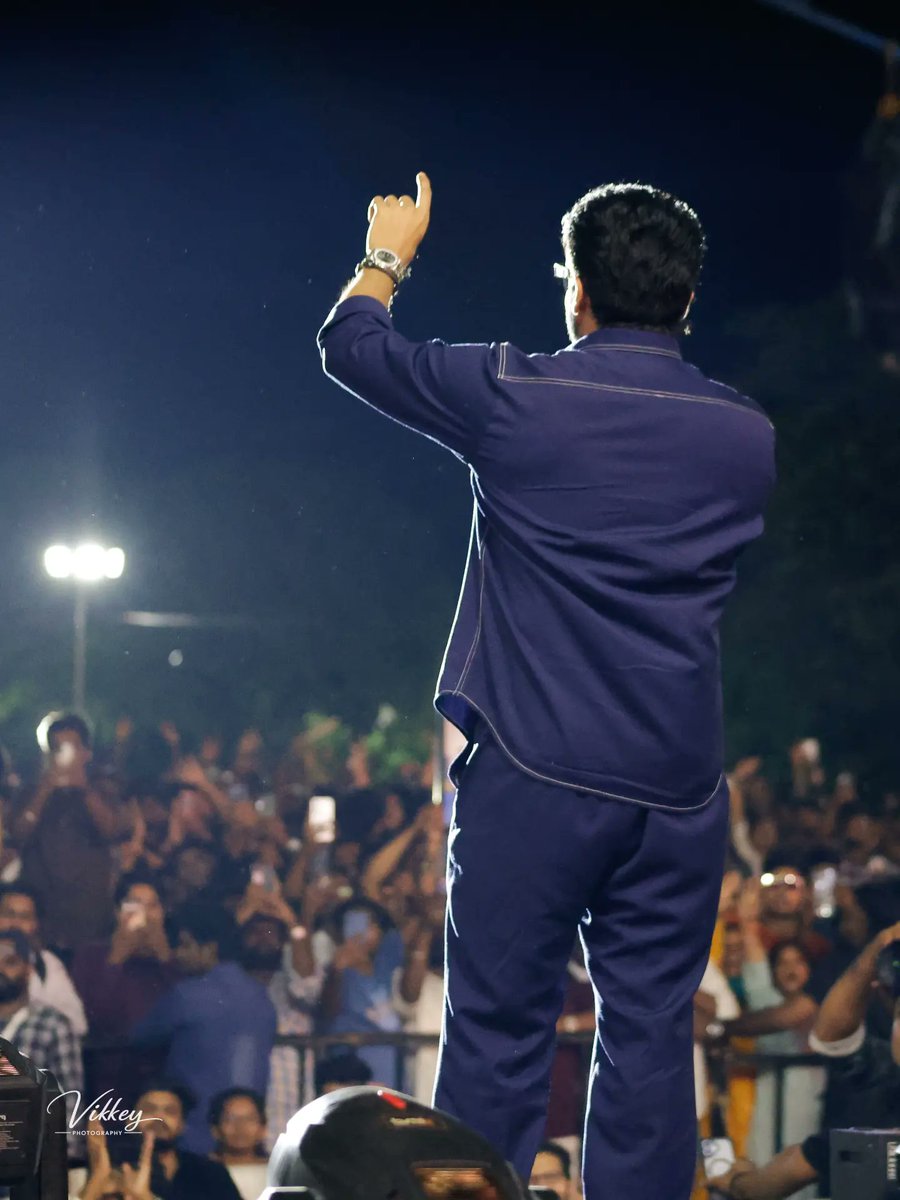 trpwritess's tweet photo. You are so GOATED when the two fandoms who used to fight each other are coming together to put you down! 

Prime Suriya is here! #TheOne https://t.co/c5lZluXA0R