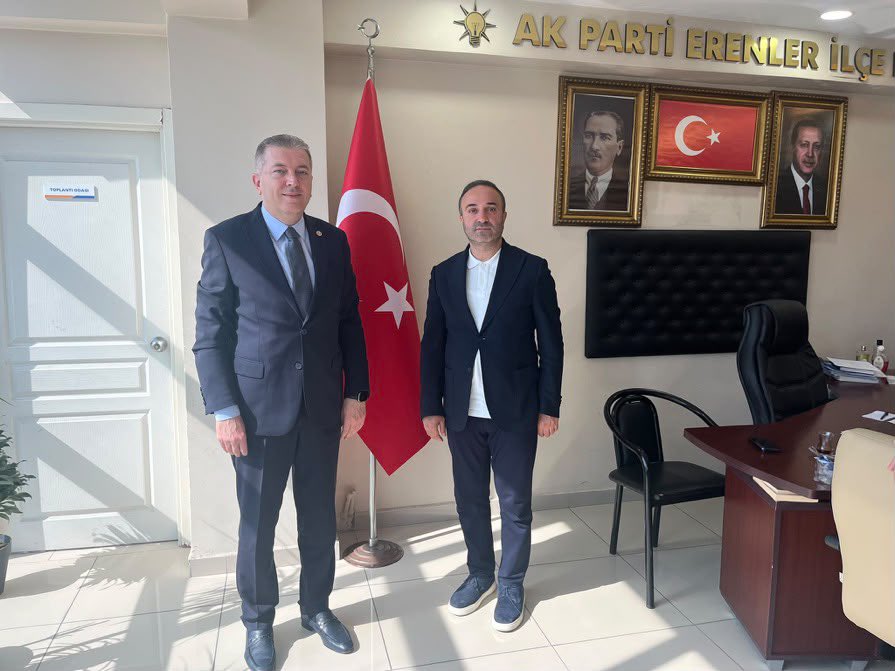ertugkocacik's tweet photo. 📍 Erenler

AK Parti Erenler İlçe Başkanlığımızda İlçe Başkanımız Ömer Barik ve kıymetli dava arkadaşlarımızla bir araya gelerek istişarelerde bulunduk.

Ortak akıl, güçlü teşkilat anlayışı ve sarsılmaz dava bilinciyle, Aziz Milletimize hizmet yolunda kararlılıkla yürümeye devam ediyoruz. 

Türkiye Yüzyılı hedeflerimize giden yolda her kademede aynı azim, aynı heyecan ve aynı inançla durmadan çalışmayı sürdüreceğiz.

#TürkiyeYüzyılı 🇹🇷
