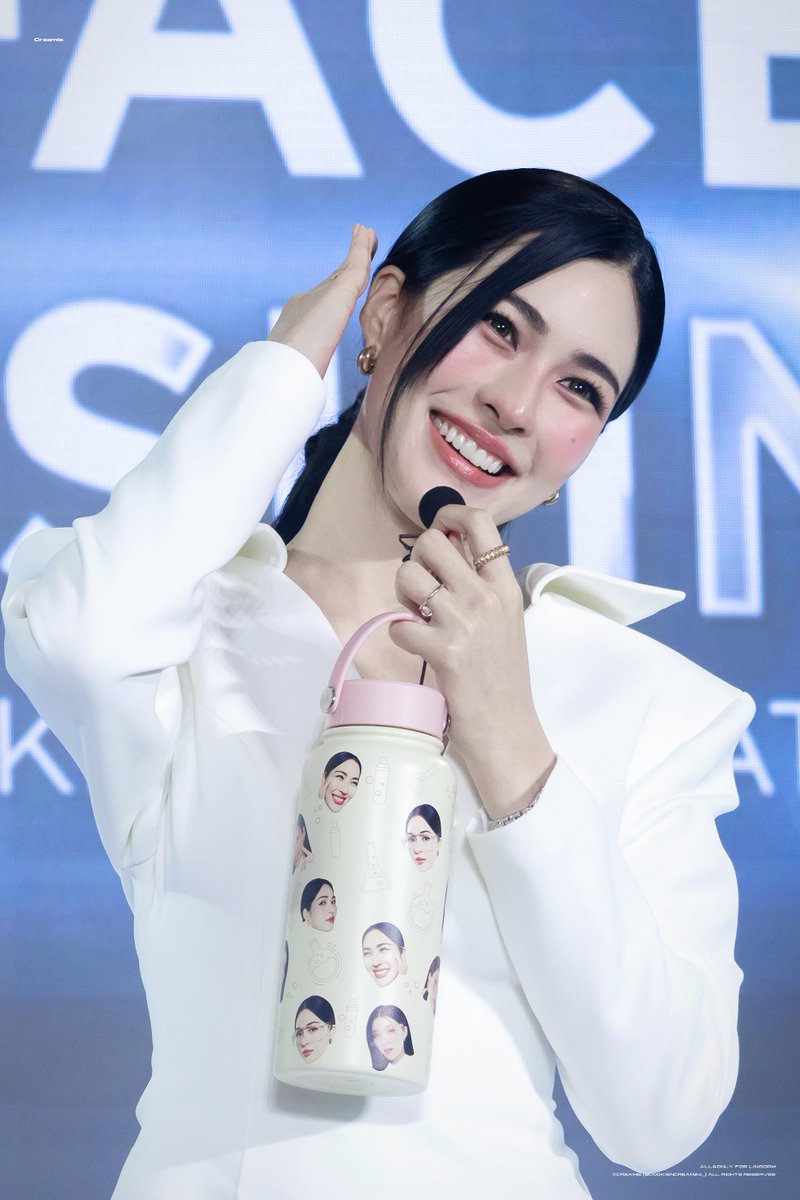 Cookiencream24_'s tweet photo. 260803

🫪

LINGORM PRESENTER SMOOTHE #LingOrmxSmoothE_FIERCESKIN
#หลิงหลิงคอง‌ #LinglingKwong‌ 
@linglingsirilak https://t.co/Wbkkn5YrXL
