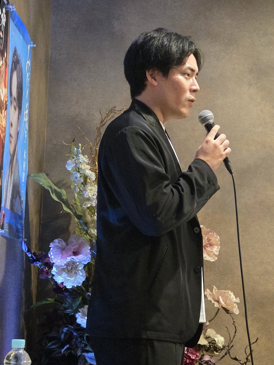 HIROMI31438886's tweet photo. 8/3広島キャンペーン
４軒目
広島県府中市歌集さん

二代目
カサブランカグッバイ
雪唄
太陽
風神雷神

今日イチ盛り上がってました👏
アイアンコールがあちこちから
正面最前列おじ様アイアンコールが光ってました（笑）😂😂 https://t.co/MKalqJ8Arv