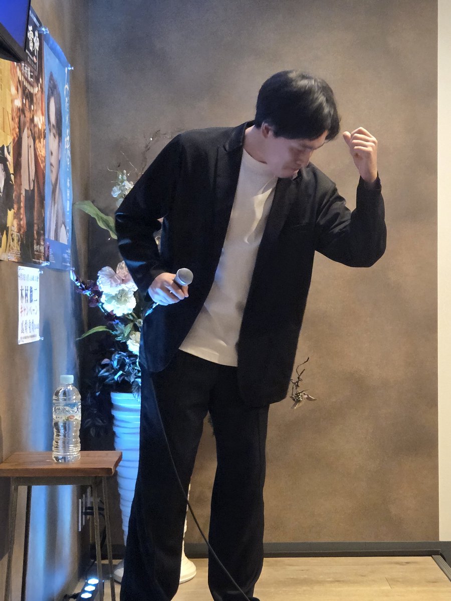 HIROMI31438886's tweet photo. 8/3広島キャンペーン
４軒目
広島県府中市歌集さん

二代目
カサブランカグッバイ
雪唄
太陽
風神雷神

今日イチ盛り上がってました👏
アイアンコールがあちこちから
正面最前列おじ様アイアンコールが光ってました（笑）😂😂 https://t.co/MKalqJ8Arv