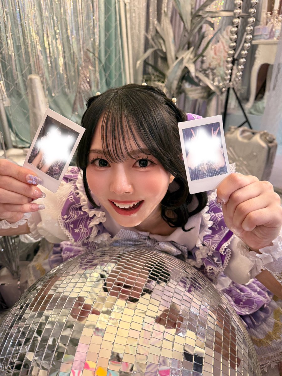 starnote_rina's tweet photo. おはよう(  ¯꒳​¯ )ᐝ

STARNOTE初めてのオンラインサイン会
チェキ販売は本日18:30までです💜

お名前とサインがついてるよᝰ✍🏻

スターターパック（Tシャツ、ブルマイド付き）をゲットできるのは今回だけかも！？🥹

たくさんお名前呼ばせてね‼︎
まってます🪽⟡.·

https://t.co/51yAr3sG3r https://t.co/Jx9gOr67La