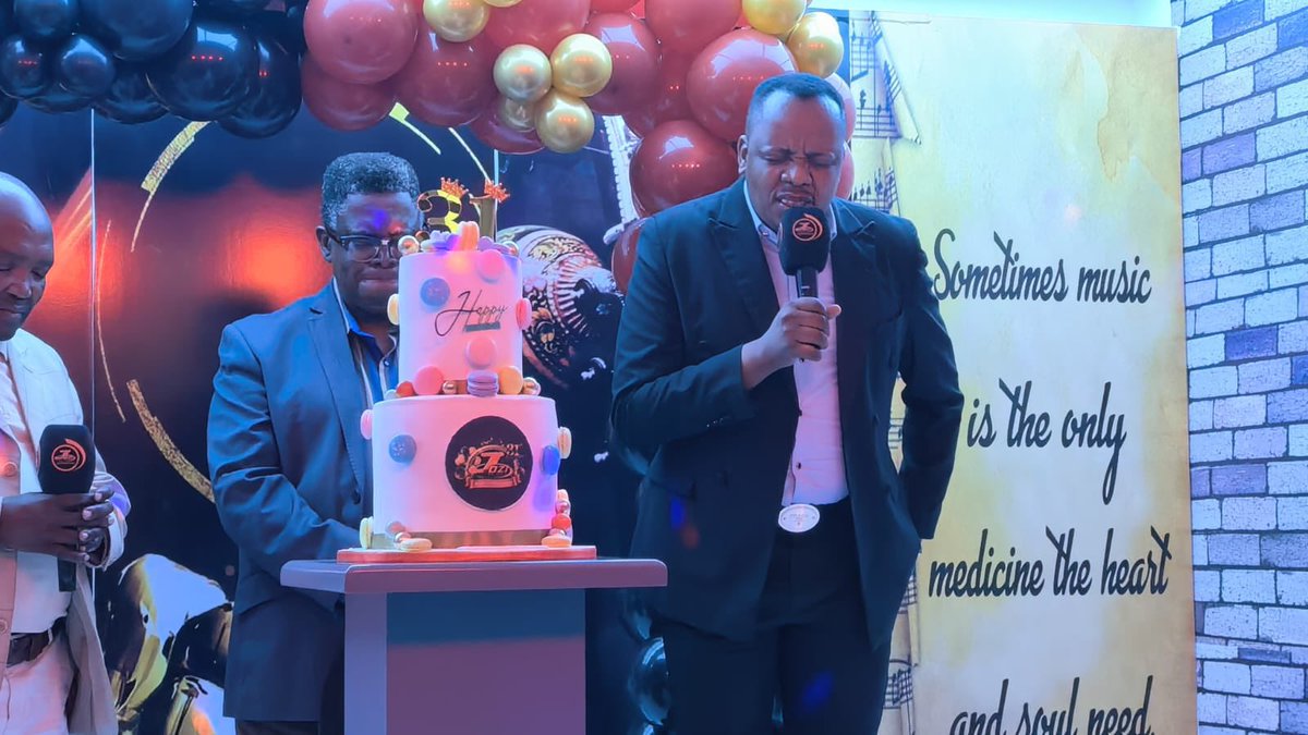 jozifm's tweet photo. Thank you to every listener who made 31 years Possible. Here’s to more years,more stories, more you 😁 #JoziFM31 #Celebrationscontinue #happybirthday #IzinjaZeGame #MoreThanJustRadio https://t.co/n2mgF5Od1i