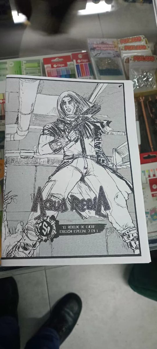 fluhor86435's tweet photo. So... Regarding this event, I didn't sell any.. but on the other hand....
I got the mail of an indie publisher, known in my country, Loco rabia. sooooooooo.... Success?
Onto chapter 2! https://t.co/QMPR6kwIoE