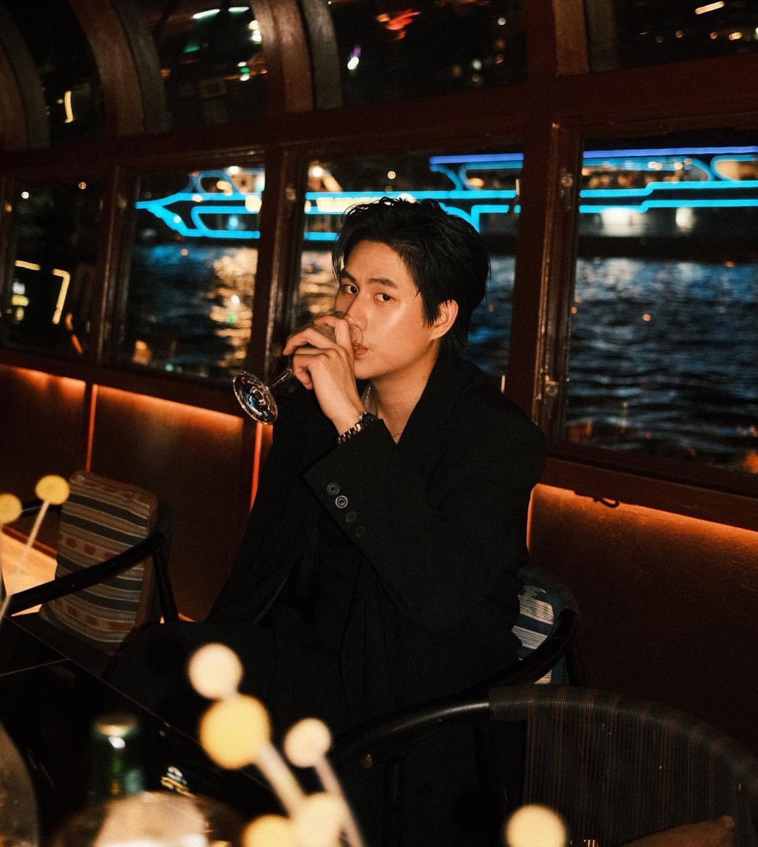 kjxinz's tweet photo. ยินดีด้วยนะค่ะ หนุ่มตี๋สุดหล่อ 
ขอให้วินนี่ถูกค้นพบไปเรื่อยๆ
ดีใตที่ได้รู้จักวินนี่นะค่ะ 

NEXT STOP 1 M FOLLOWERS! 

WINNY’s 800K MILESTONE
#Winny800KMilestone https://t.co/carIe7r8K6